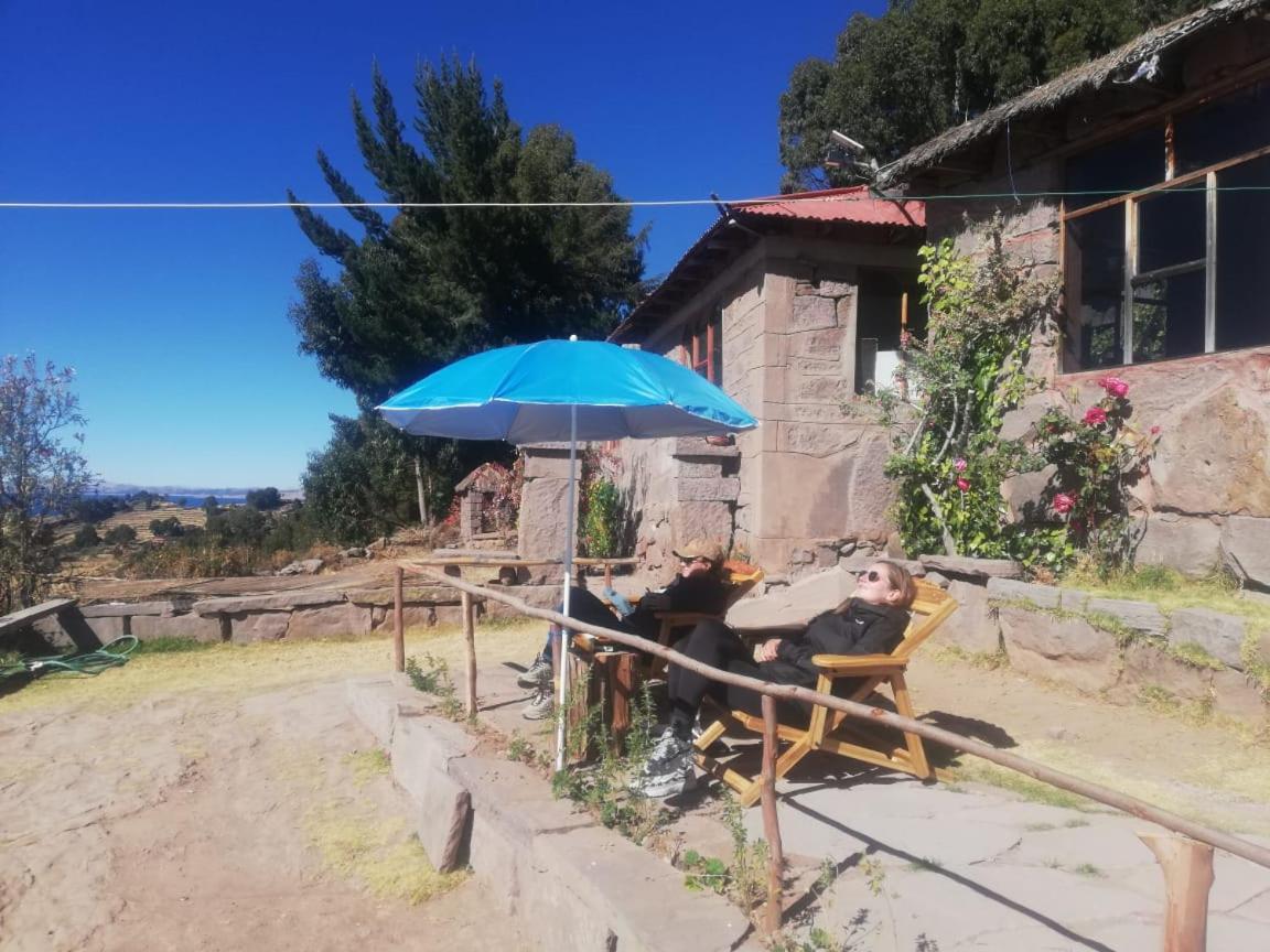 Taquile Lodge - Un Lugar De Ensueno Huillanopampa Esterno foto