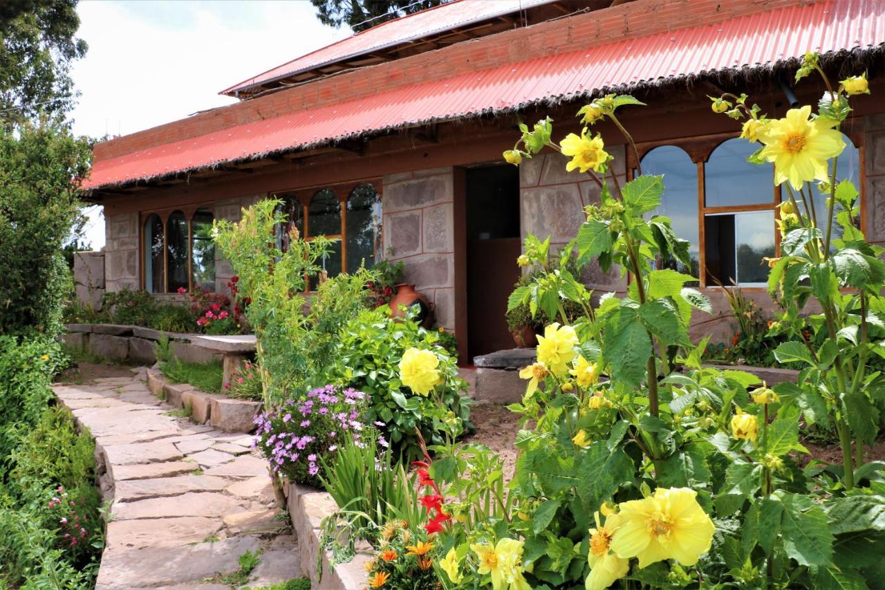 Taquile Lodge - Un Lugar De Ensueno Huillanopampa Esterno foto